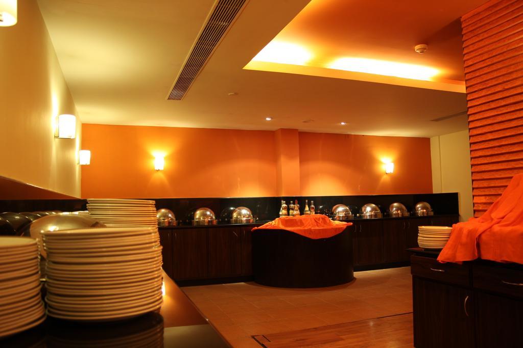 The Residency Karur Hotel Ngoại thất bức ảnh