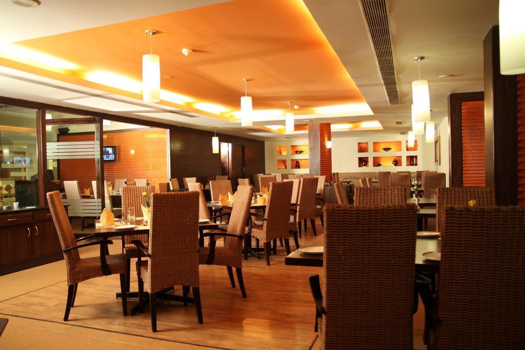 The Residency Karur Hotel Ngoại thất bức ảnh