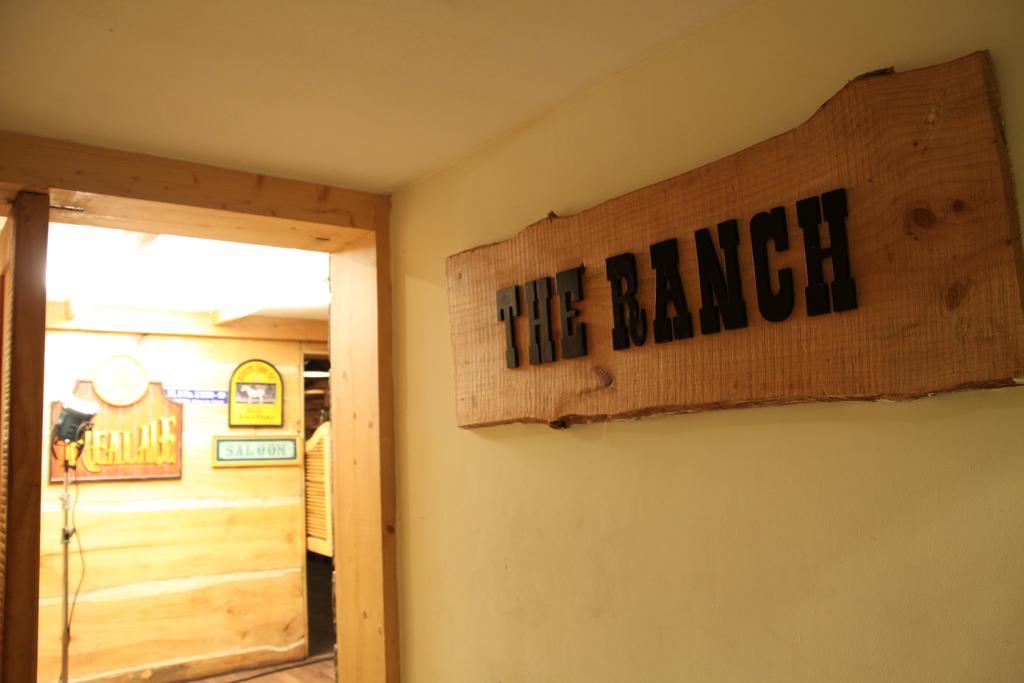 The Residency Karur Hotel Ngoại thất bức ảnh
